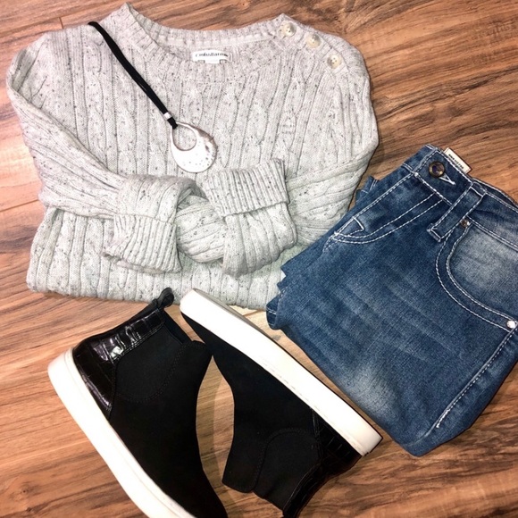 Croft & Borrow Grey Cable Knit Sweater - Picture 4 of 10